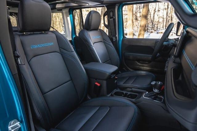 jeep-wrangler-khoang-lai