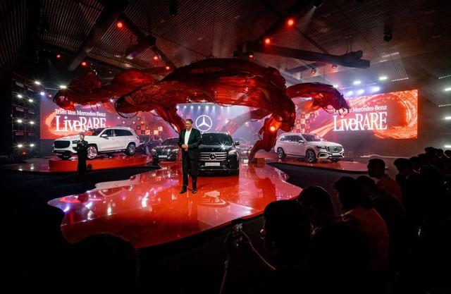 Mercedes-Benz Việt Nam ra mắt bộ đôi GLS mới trong triển lãm LiveRARE- Ảnh 4.
