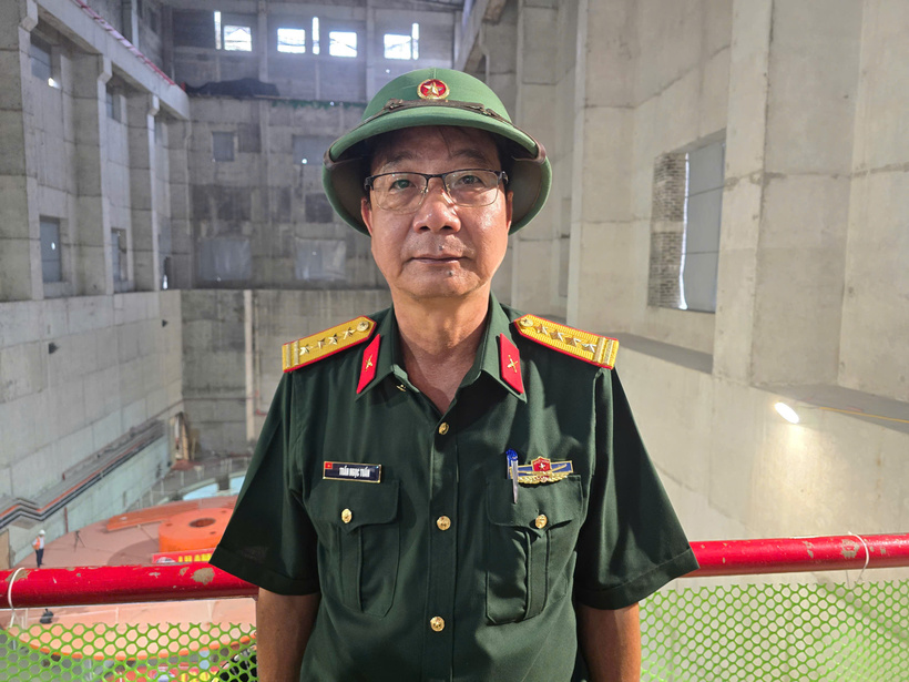 Đại tá Trần Ngọc Tuấn - Giám đốc Ban điều hành liên danh các nhà thầu. Ảnh: Thu Hường