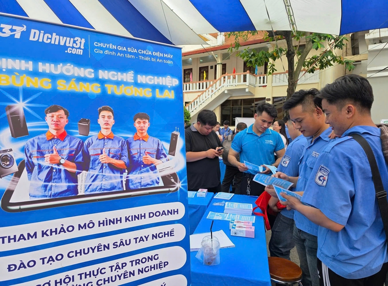 Những năm gần đây, số lượng sinh viên lựa chọn học các chuyên ngành điện, công nghệ năng lượng giảm đi đáng kể