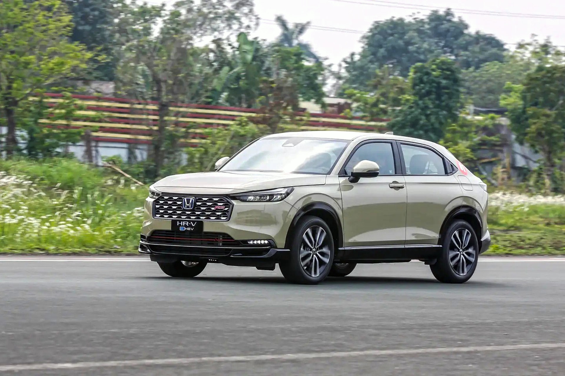 Mẫu xe Honda HR-V phiên bản mới nhất 2025 - Ảnh: ĐT