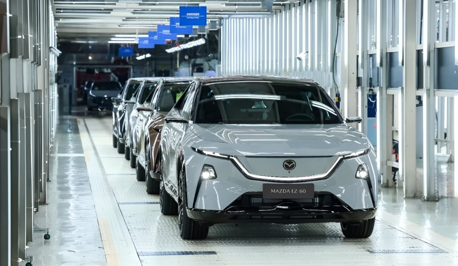 Mẫu SUV điện Mazda EZ-6 xuất xưởng tại Trung Quốc - Ảnh: CNC
