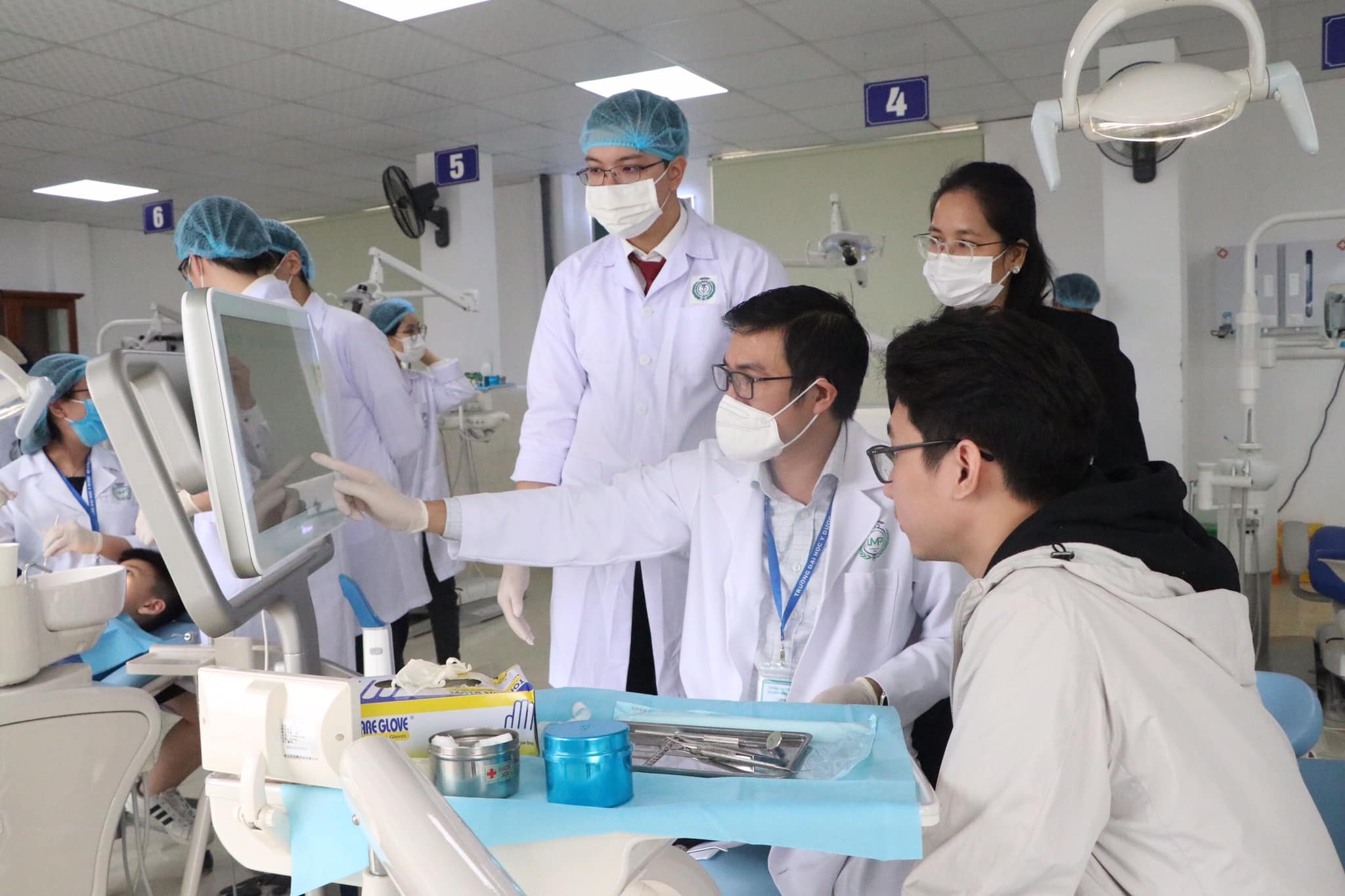 Theo Bộ Y tế, ngày 29/6/2025, Chính phủ ban hành Nghị định số 163/2025/NĐ-CP quy định chi tiết một số điều và biện pháp để tổ chức, hướng dẫn thi hành Luật Dược.