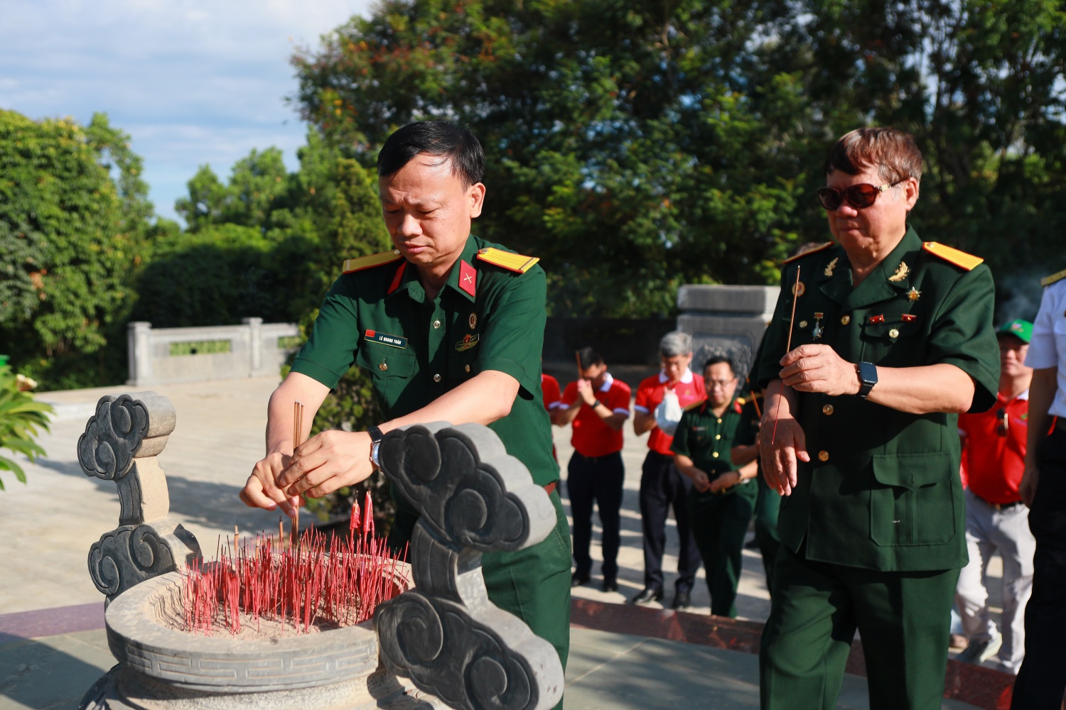 Lan tỏa nghĩa tình Petrovietnam trong hành trình về nguồn tại Quảng Ngãi