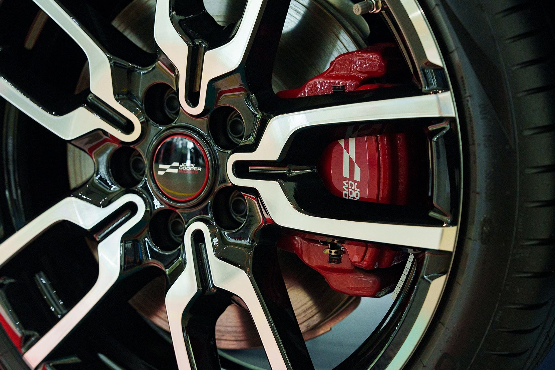 MINI John Cooper Works 3 cửa - 7