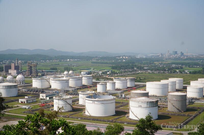 Công nghiệp đóng vai trò trụ cột, dẫn dắt kinh tế tỉnh Quảng Ngãi phát triển