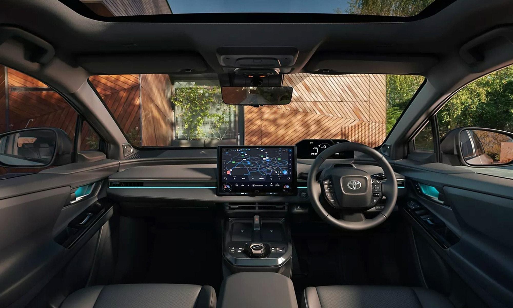 Nội thất thiết kế tối giản nhưng cao cấp - Ảnh: Toyota