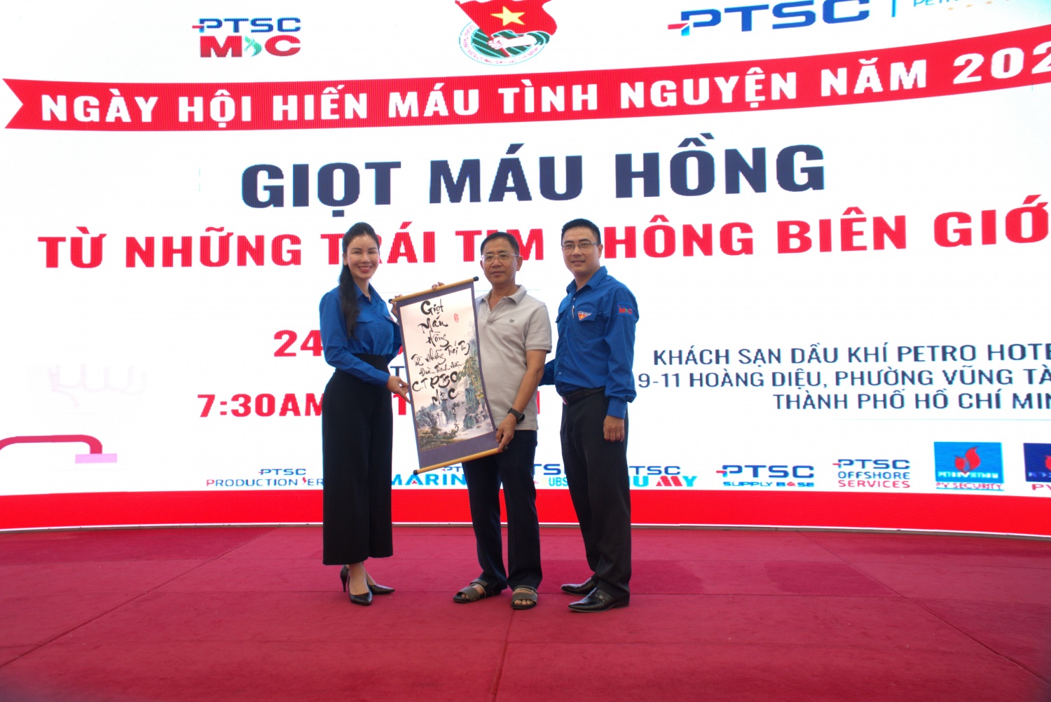 Ngày hội hiến máu tình nguyện tuổi trẻ PTSC M&C và các đơn vị: “Giọt máu hồng từ những trái tim không biên giới”