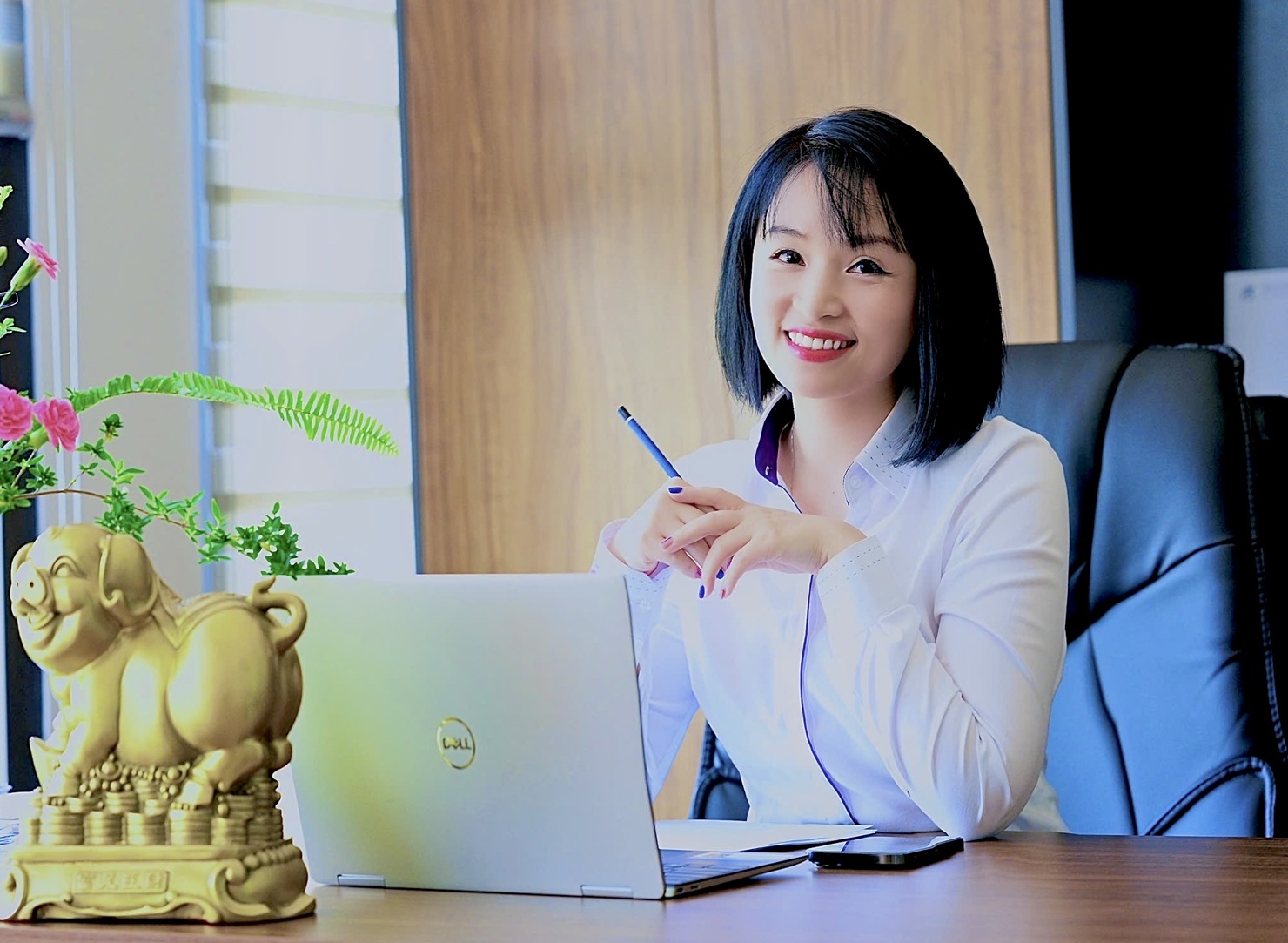B&agrave; L&ecirc; H&agrave; Giang - Ph&oacute; ph&ograve;ng Giao dịch 1, C&ocirc;ng ty Chứng kho&aacute;n Dầu kh&iacute; (PSI).