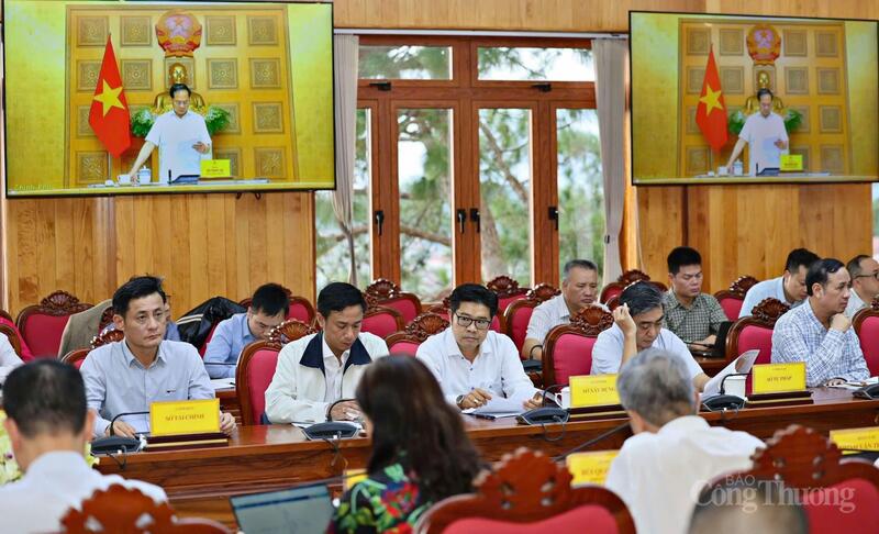 Hội nghị diễn ra bằng hình thức trực tuyến trên toàn quốc.