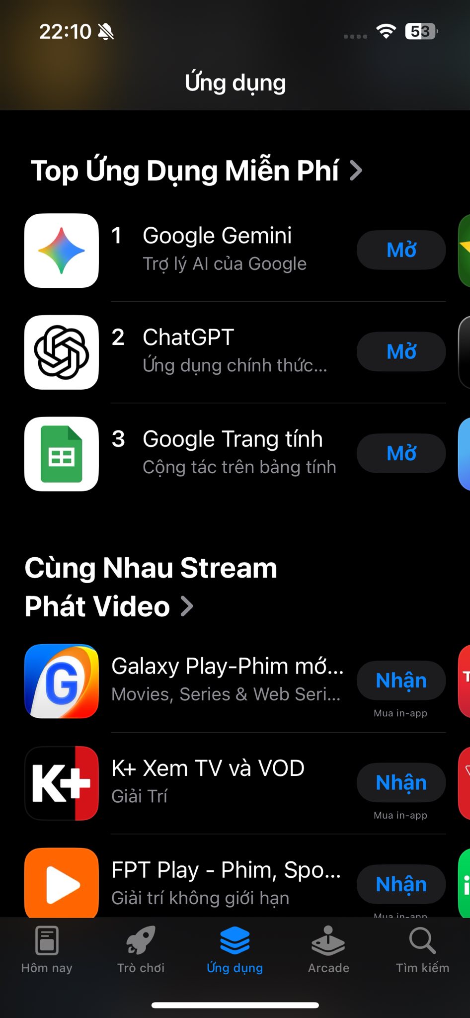 Gemini của Google vượt ChatGPT, trở công cụ AI hot nhất nhờ một thứ- Ảnh 1. Gemini của Google vượt ChatGPT, trở công cụ AI hot nhất nhờ một thứ- Ảnh 1.