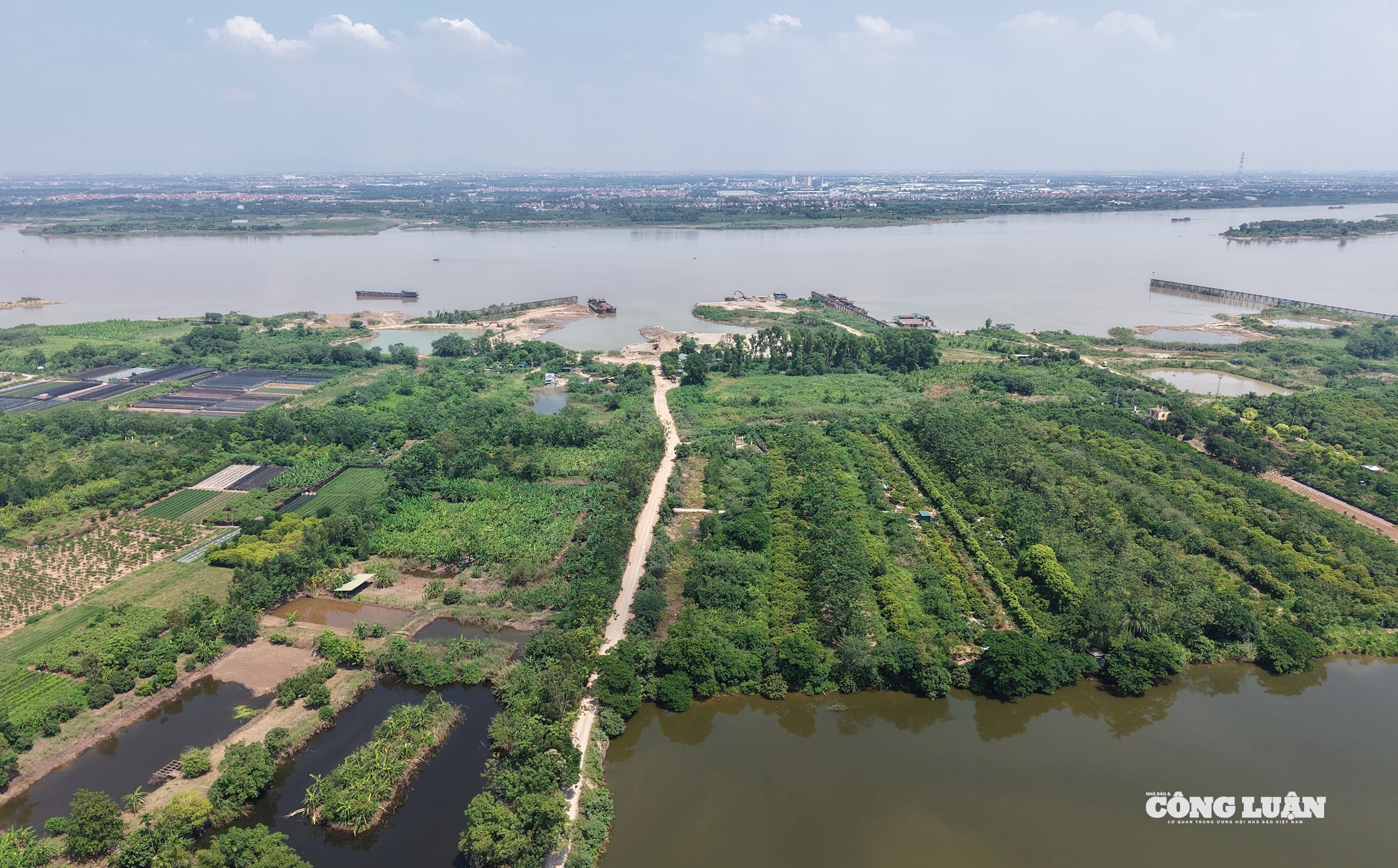 cầu thượng cát