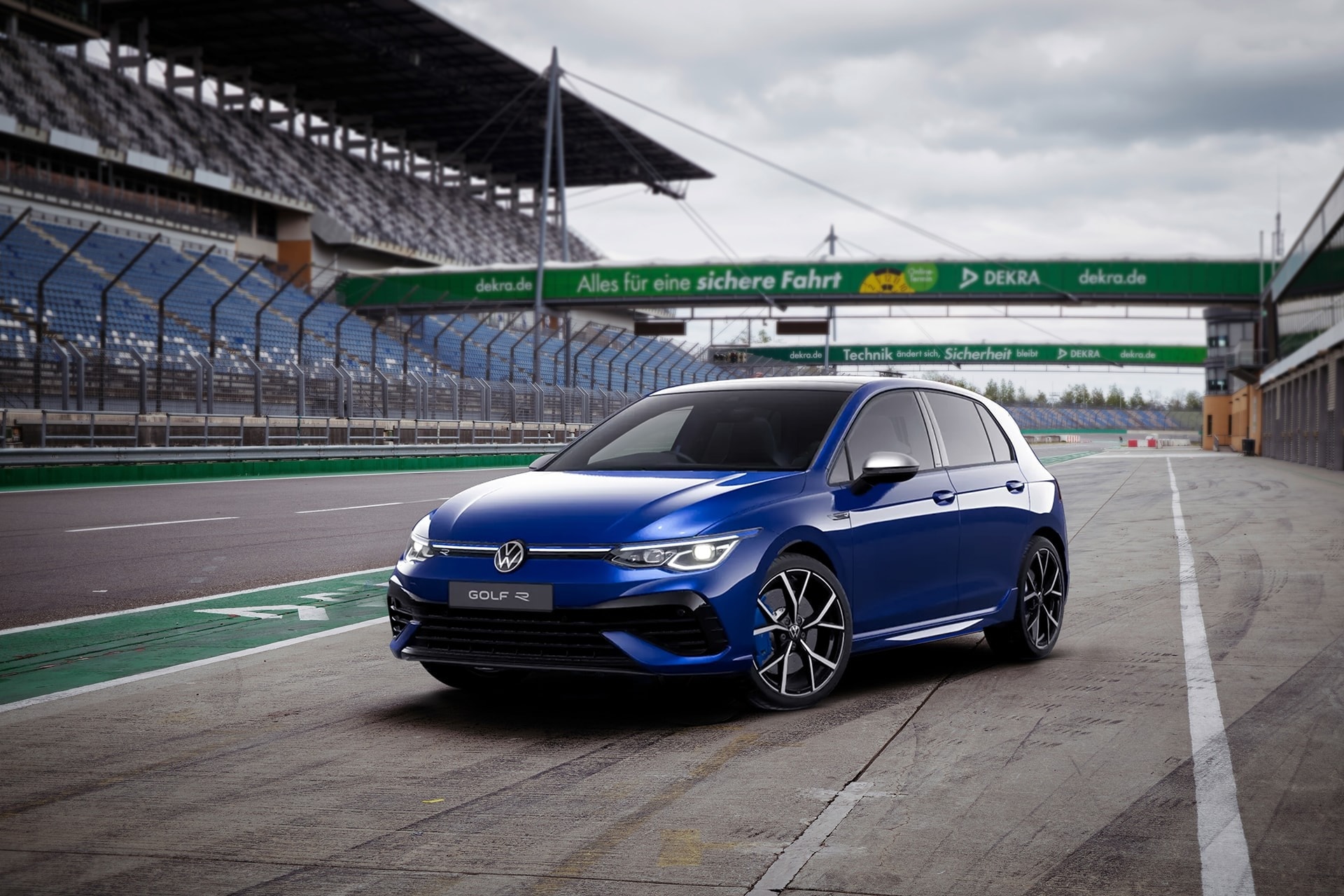 Mẫu hothatch Volkswagen Golf - Ảnh: VW