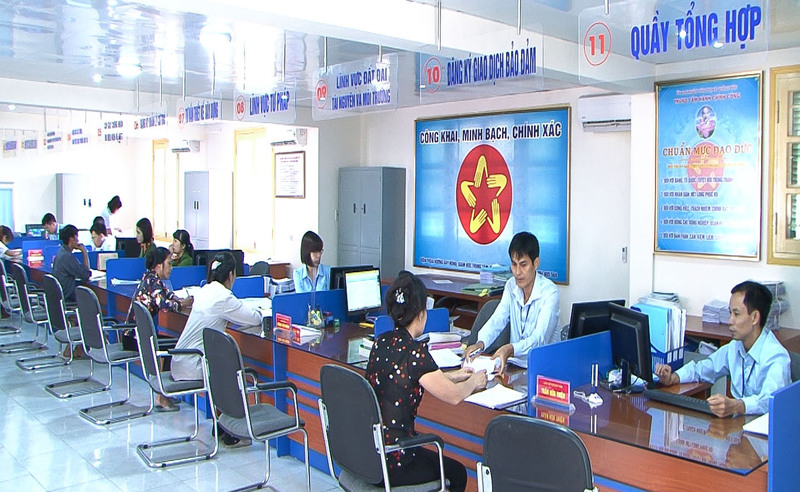 Kiểm soát chặt chẽ, tập trung cắt giảm, đơn giản hoá thủ tục hành chính, điều kiện kinh doanh và thực hiện thủ tục hành chính không phụ thuộc vào địa giới hành chính.