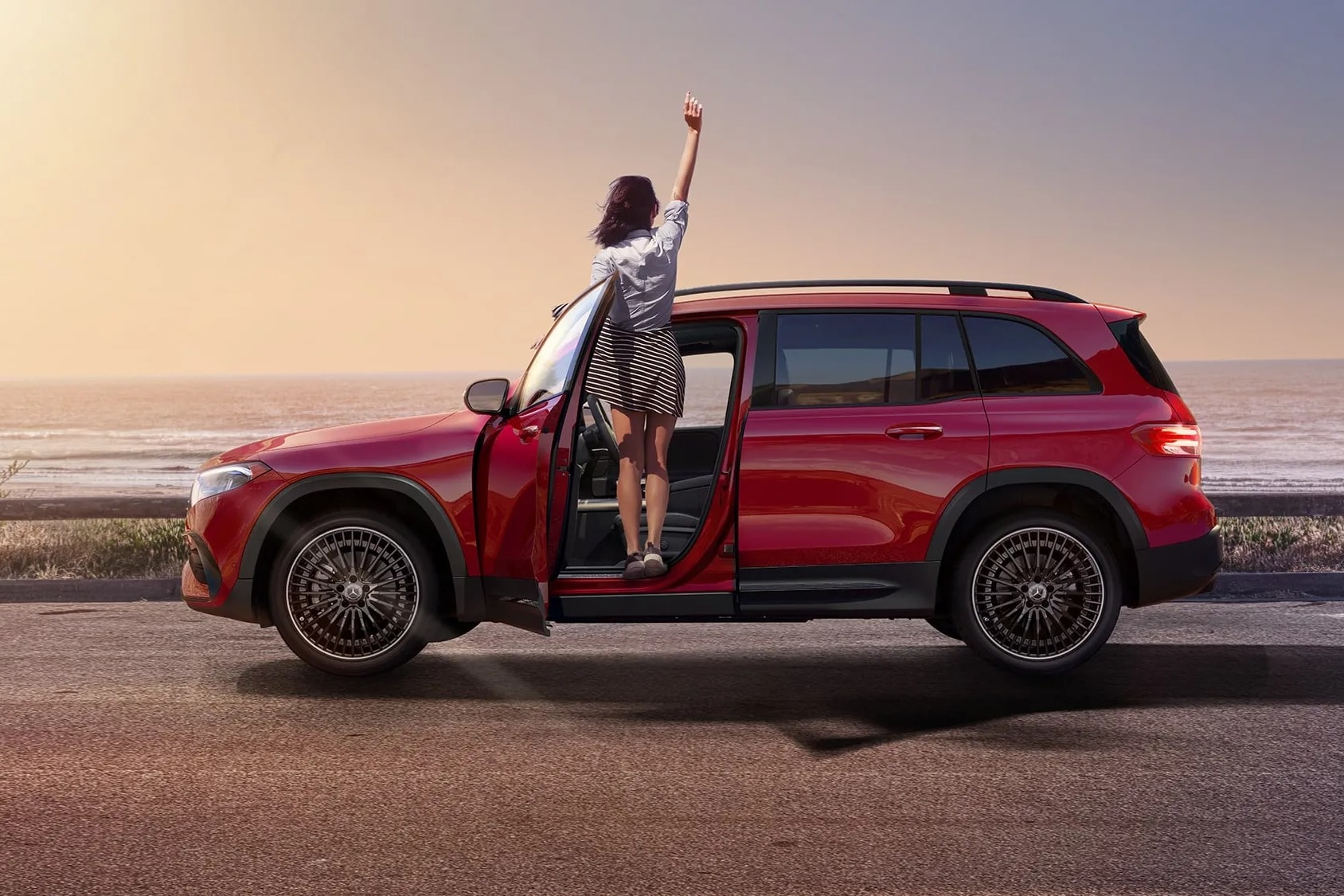 Mẫu xe Mercedes-Benz EQB tại thị trường Mỹ - Ảnh: Mercedes-Benz