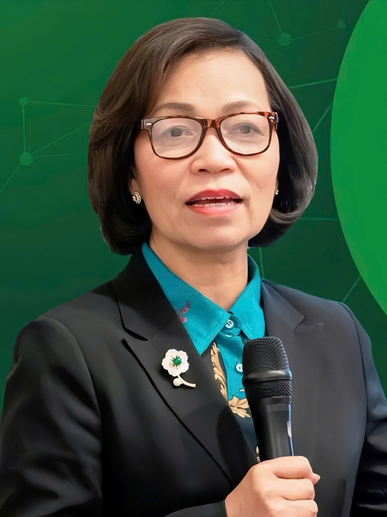 B&agrave; H&agrave; Thu Thanh Chủ t&iacute;ch VIOD