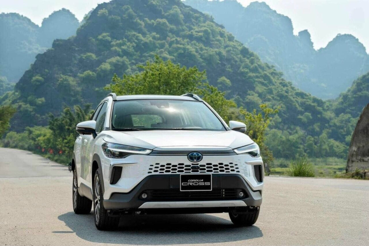 Phiên bản Toyota Corolla Cross Hybrid - Ảnh: TMV