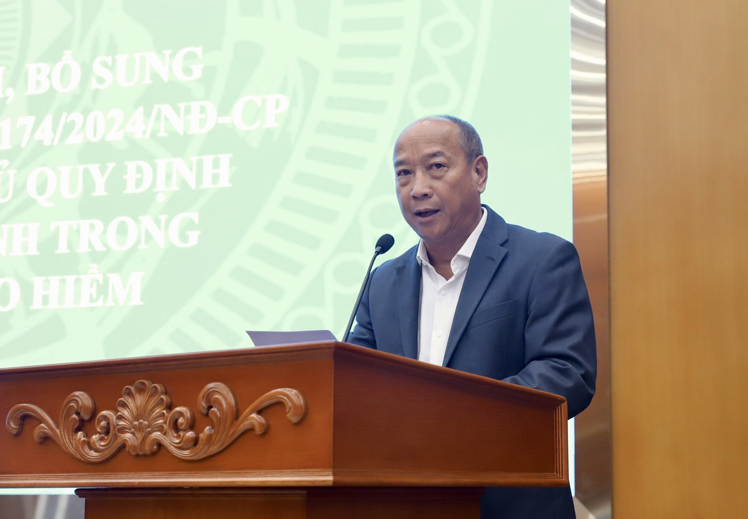 &Ocirc;ng Nguyễn Quang Huyền - Ph&oacute; Cục trưởng Cục Quản l&yacute;, gi&aacute;m s&aacute;t bảo hiểm ph&aacute;t biểu tại Hội nghị.
