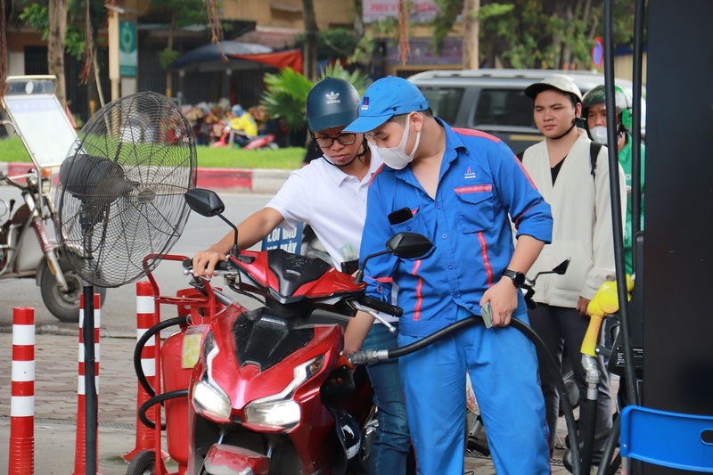 Giá xăng dầu trong nước hôm nay ngày 20/10/2025. Ảnh: Đ.T