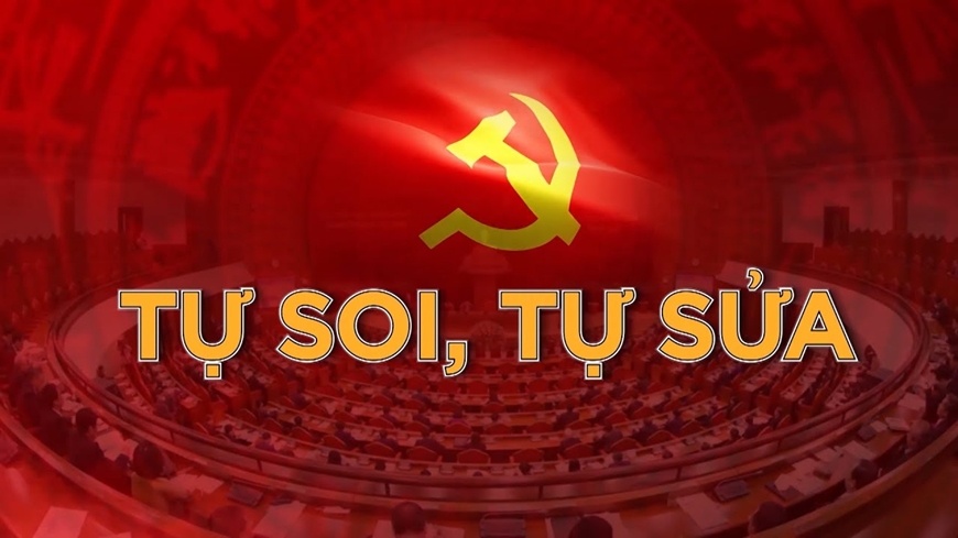 Đó chính là “Tự soi, tự sửa”