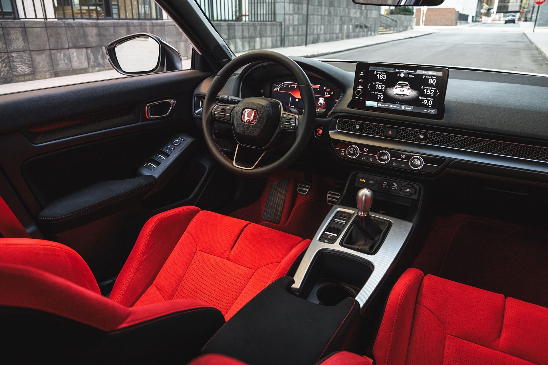 Thiết kế khoang lái của Honda Civic Type R - Ảnh: Honda