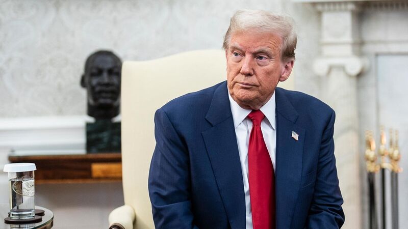 Tổng thống Mỹ Donald Trump bày tỏ tin tưởng có thể đạt được thỏa thuận với Chủ tịch Trung Quốc Tập Cận Bình. Ảnh: CNN