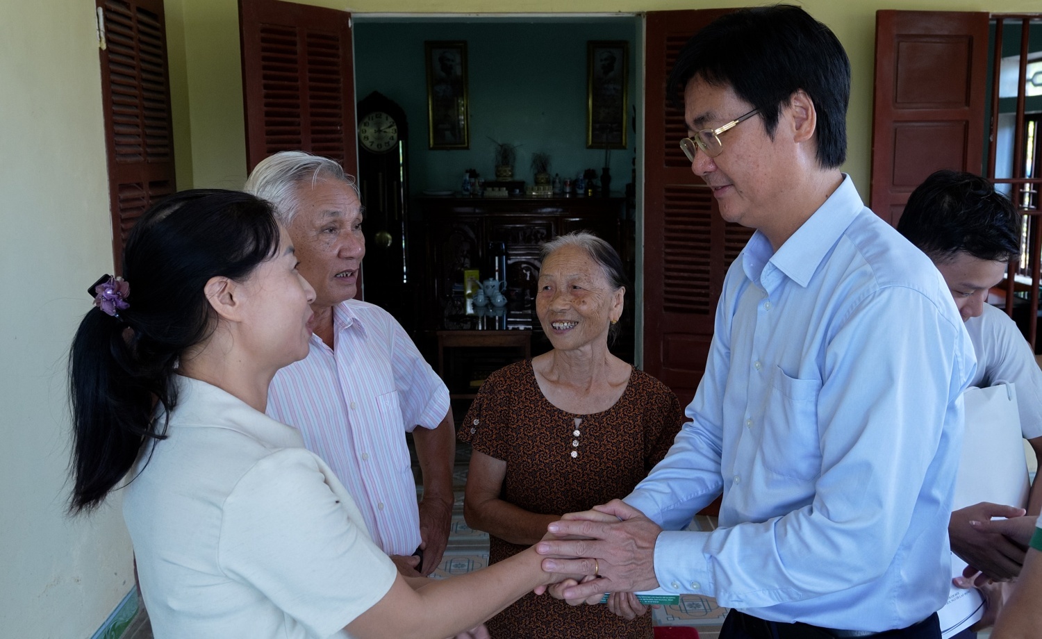 Petrovietnam lan toả “Nghĩa tình đong đầy” hướng về đồng bào vùng bão lũ Petrovietnam lan toả “Nghĩa tình đong đầy” hướng về đồng bào vùng bão lũ