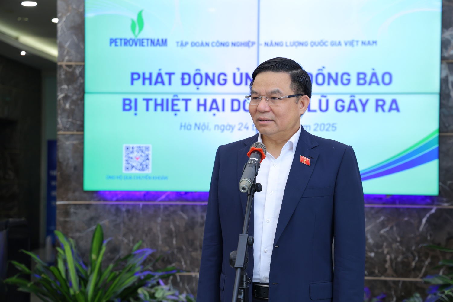 Petrovietnam phát động quyên góp ủng hộ đồng bào miền Trung, Tây Nguyên bị ảnh hưởng bởi mưa lũ Petrovietnam phát động quyên góp ủng hộ đồng bào miền Trung, Tây Nguyên bị ảnh hưởng bởi mưa lũ