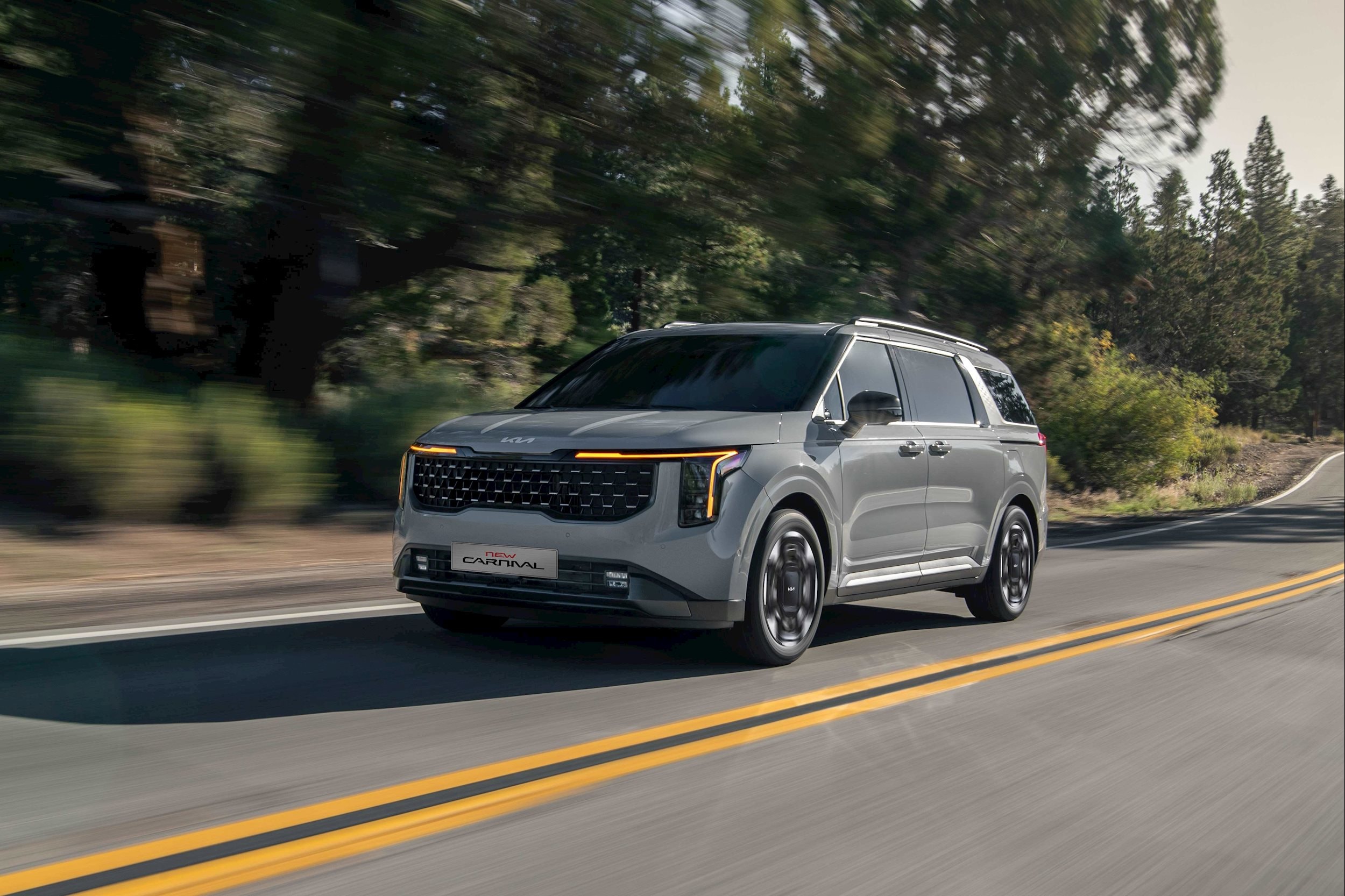 Mẫu xe Kia Carnival phiên bản nâng cấp - Ảnh: Thaco Auto