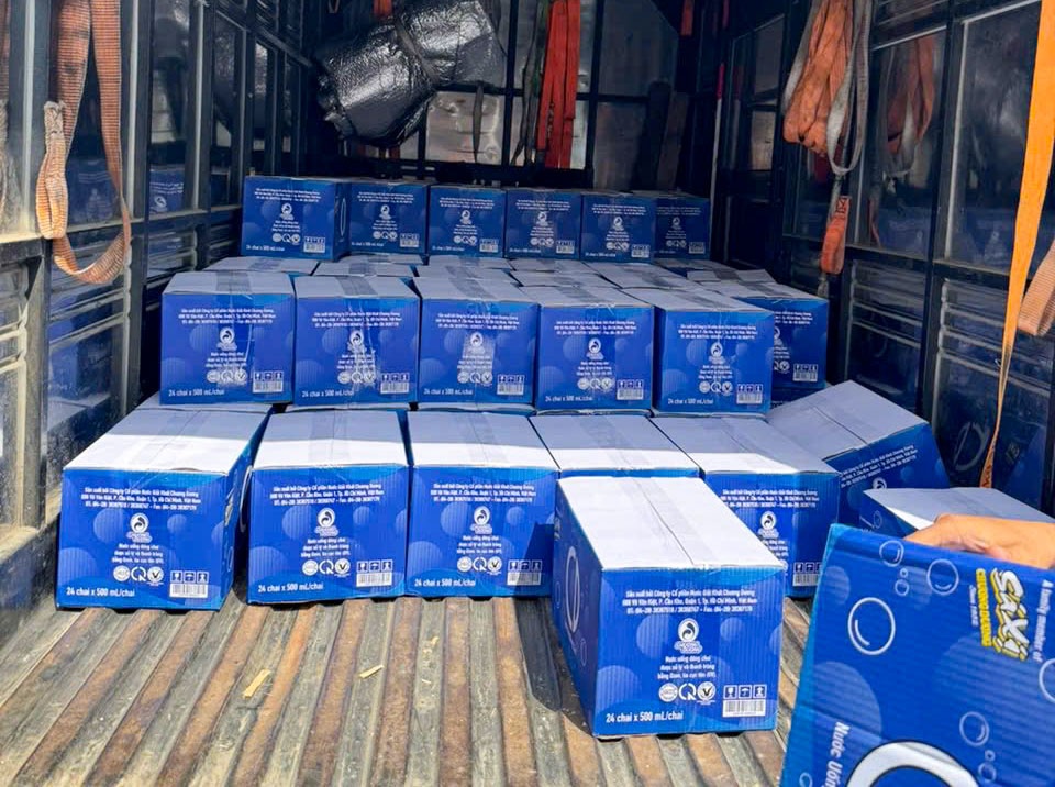 Khi những tấm lòng PETROSETCO cùng hòa nhịp sẻ chia Những tấm lòng PETROSETCO cùng hòa nhịp sẻ chia