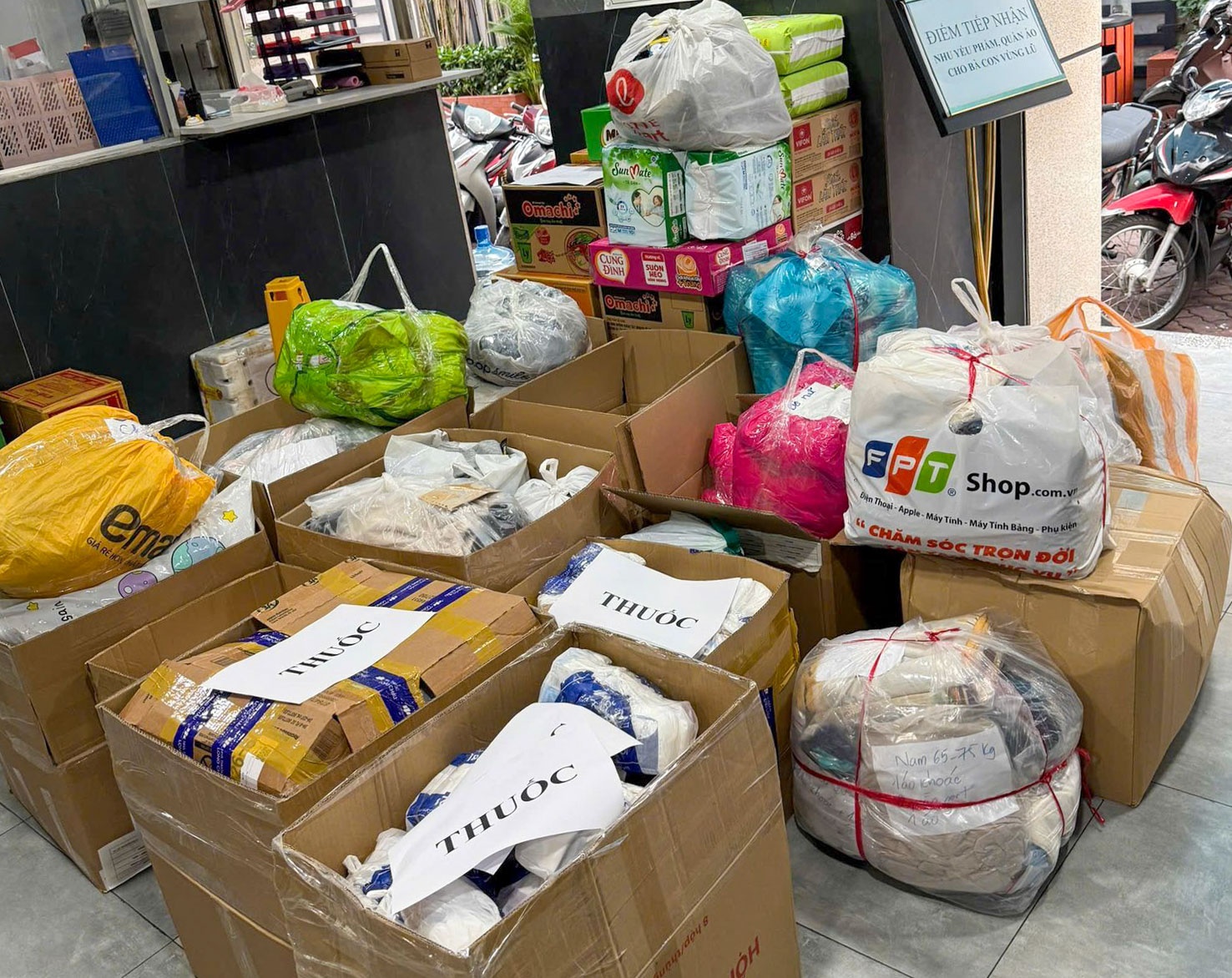 Khi những tấm lòng PETROSETCO cùng hòa nhịp sẻ chia Những tấm lòng PETROSETCO cùng hòa nhịp sẻ chia