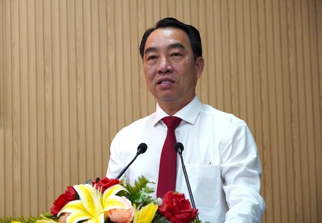 Phê chuẩn kết quả bầu, miễn nhiệm chức vụ Chủ tịch UBND tỉnh Cà Mau- Ảnh 1. Phê chuẩn kết quả bầu, miễn nhiệm chức vụ Chủ tịch UBND tỉnh Cà Mau- Ảnh 1.