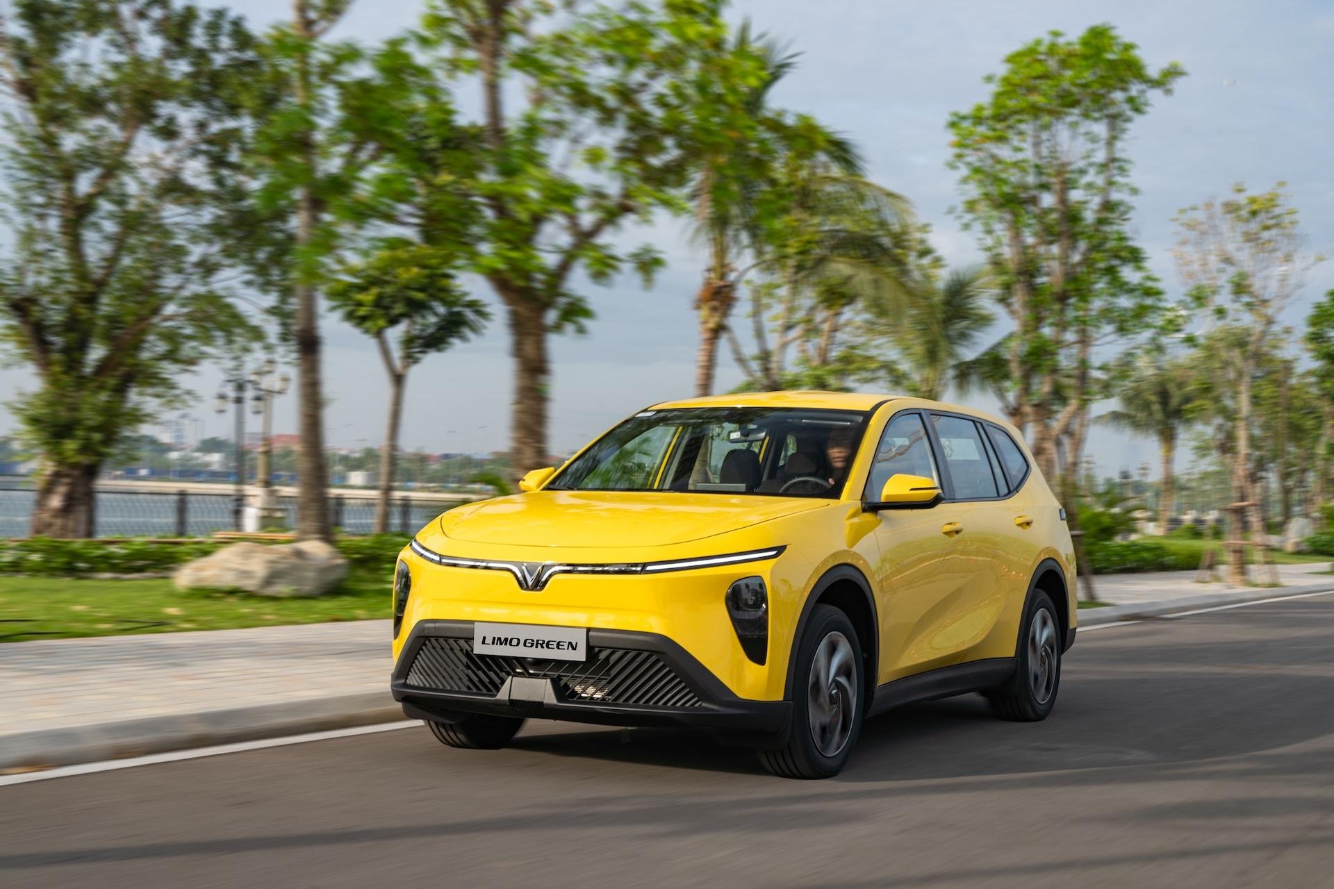 Limo Green tạm thời vượt lên trên VF 3 để trở thành mẫu ô tô điện được người tiêu dùng ưa chuộng nhất - Ảnh: VF