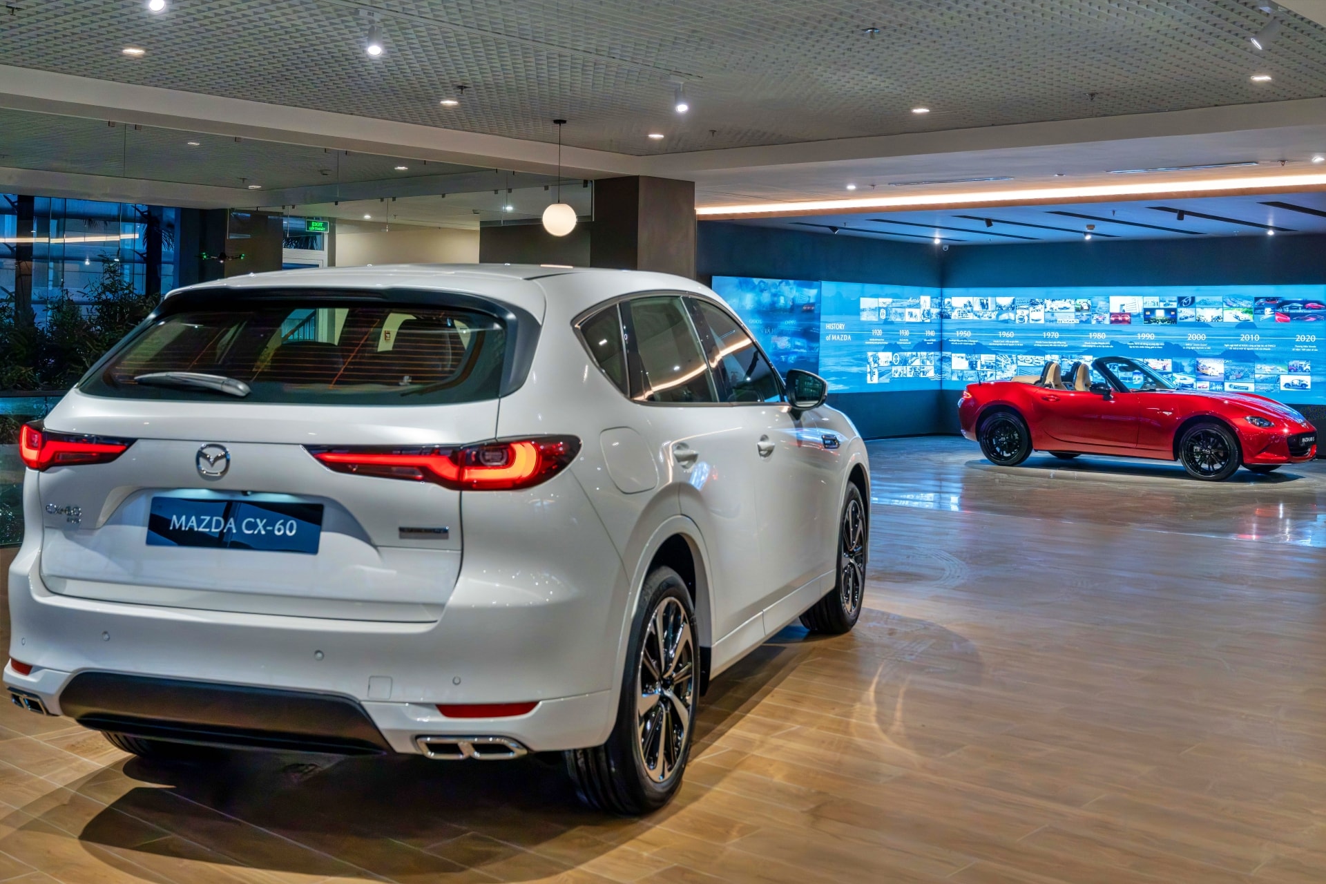 Ngoại thất Mazda CX-60 mang phong cách châu Âu, khác với các mẫu SUV đang bán tại Việt Nam như CX-5 hay CX-8 - Ảnh: Ngọc Trần