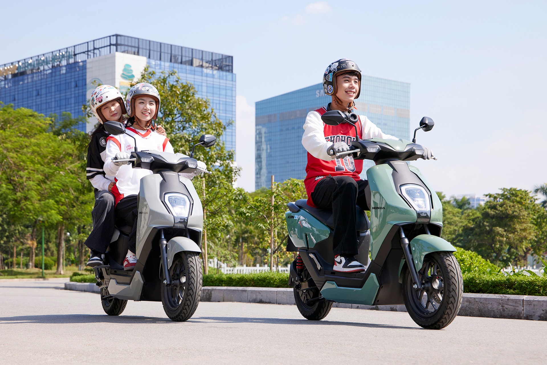 Honda hiện mới chỉ bán ra thị trường duy nhất mẫu xe máy điện Icon e: - Ảnh: HVN