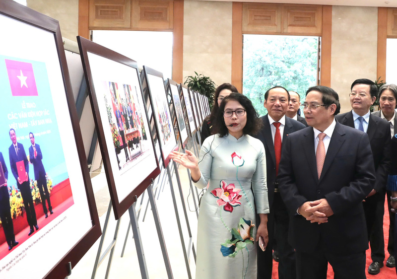 Thủ tướng Phạm Minh Chính dự và chỉ đạo Hội nghị. Ảnh: Bộ VHTT&DL