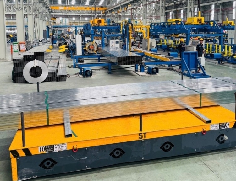 Công ty TNHH MTV Hoa Sen Phú Mỹ: Nền tảng sản xuất vững chắc cho tăng trưởng bền bỉ Công ty TNHH MTV Hoa Sen Phú Mỹ: Nền tảng sản xuất vững chắc cho tăng trưởng bền bỉ