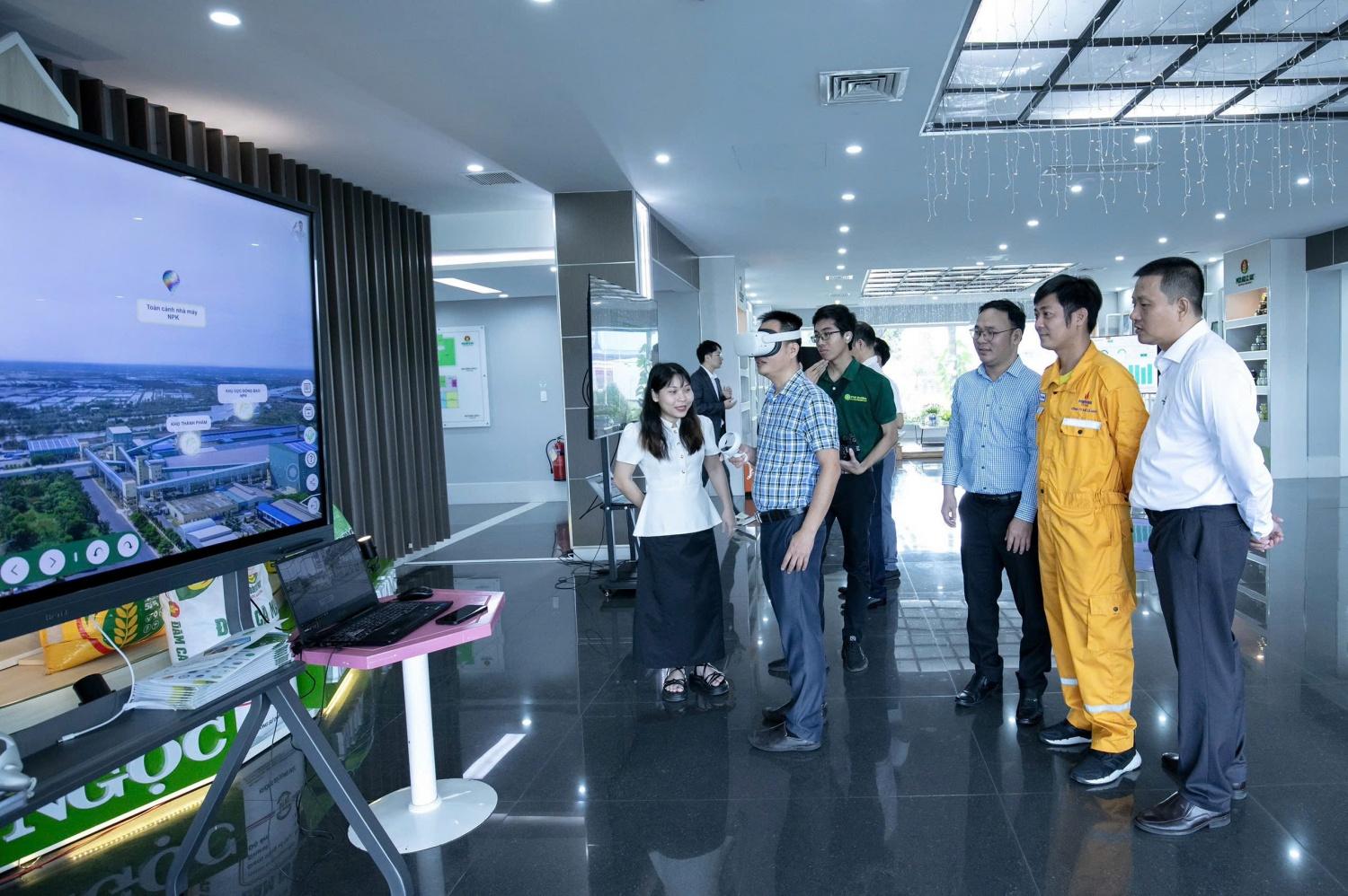 Nhà máy Đạm Cà Mau đặt mục tiêu cấp độ cao nhất của nhà máy thông minh Nhà máy Đạm Cà Mau đặt mục tiêu cấp độ cao nhất của nhà máy thông minh