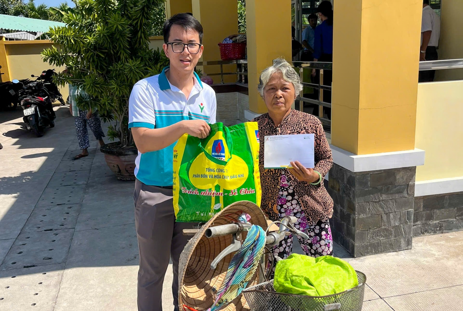 PVFCCo – Phú Mỹ mang Tết đến với hơn 16.000 hộ gia đình khó khăn trên cả nước