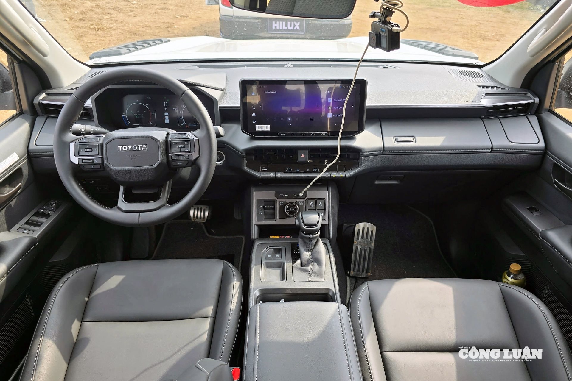 Thiết kế khoang lái của phiên bản số tự động - Ảnh: Phạm Xuyên