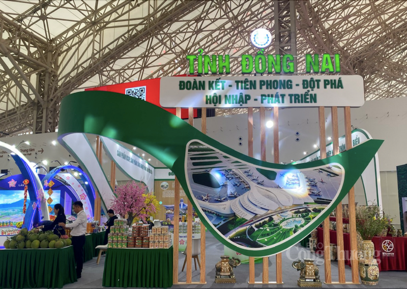 Gian hàng tỉnh Đồng Nai sẵn sàng đón người tiêu dùng. Ảnh: Hải Linh