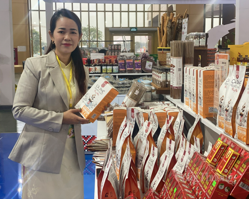 Chị Phạm Thị Tường Vi, Giám đốc Công ty TNHH Cà phê An Phú Quý, tỉnh Gia Lai. Ảnh: Hải Linh