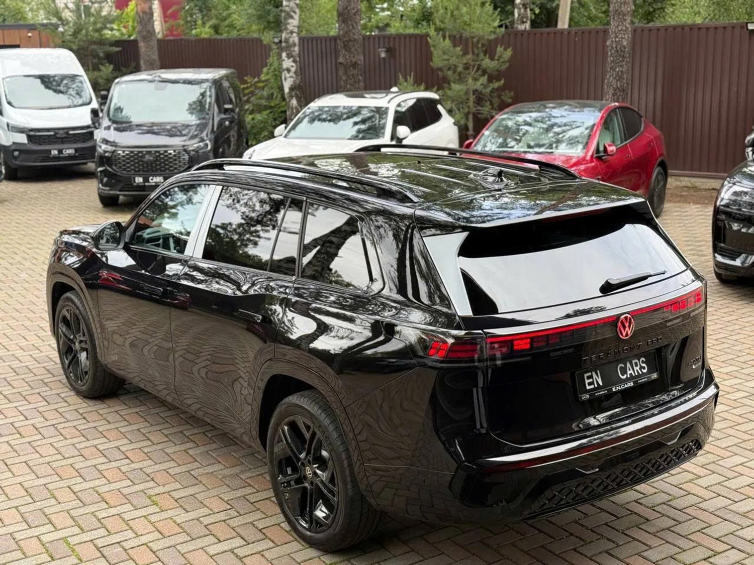 Thiết kế phần đuôi xe VW Teramont Pro - Ảnh: EN Cars