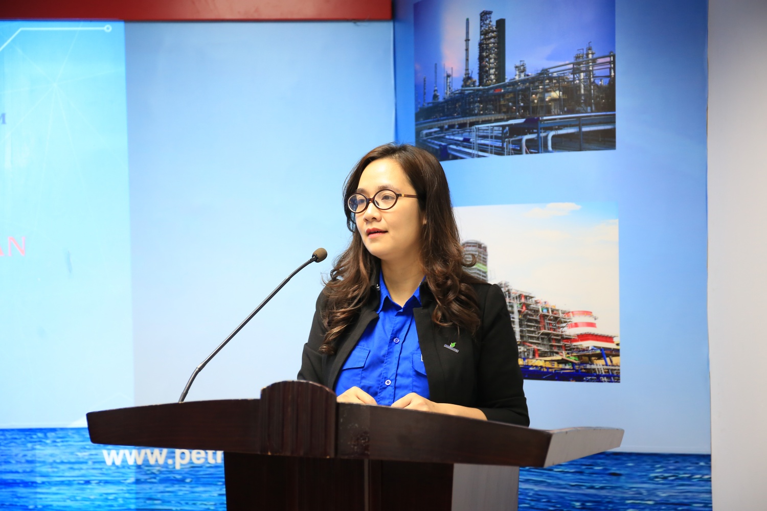 Đoàn Thanh niên Petrovietnam thăm, tặng quà Tết cho đoàn viên, thanh niên PETROCONs