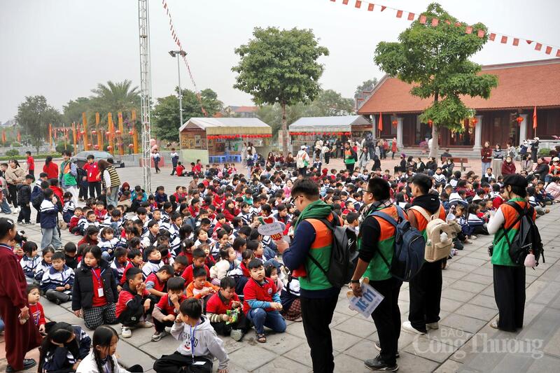 Dòng người nô nức về làng tranh Đông Hồ tìm hương vị Tết xưa - 4