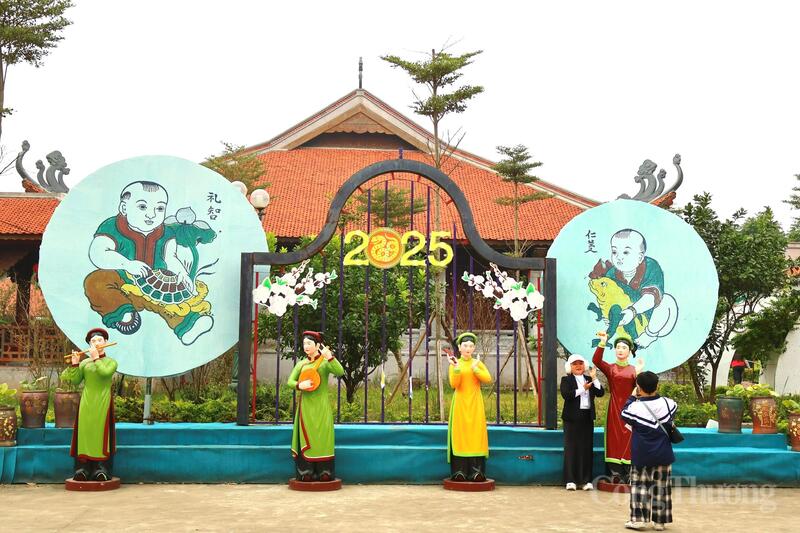 Dòng người nô nức về làng tranh Đông Hồ tìm hương vị Tết xưa - 10