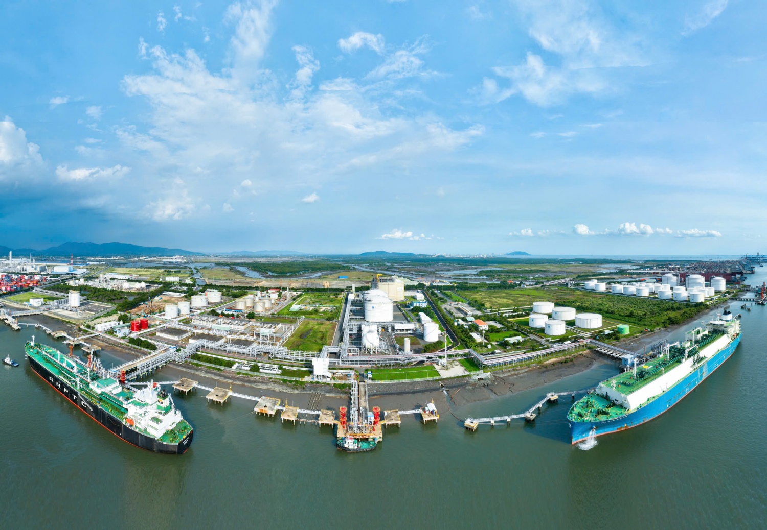 PV GAS sở hữu hạ tầng công nghiệp khí chiến lược tại TP HCM, góp phần quan trọng cung ứng năng lượng cho phát triển và xanh hóa đô thị Thành phố PV GAS sở hữu hạ tầng công nghiệp khí chiến lược tại TP HCM, góp phần quan trọng cung ứng năng lượng cho phát triển và xanh hóa đô thị Thành phố