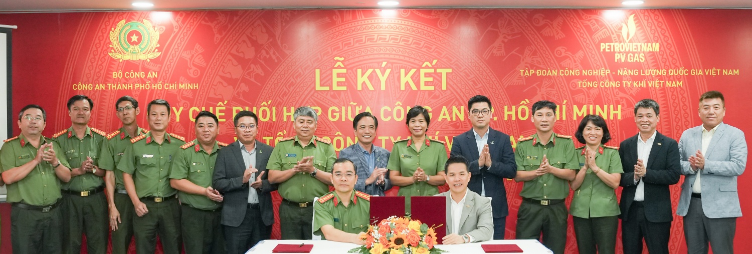 Công an TP HCM và PV GAS ký kết Quy chế phối hợp bảo đảm an ninh, an toàn các công trình khí trong giai đoạn mới Công an TP HCM và PV GAS ký kết Quy chế phối hợp bảo đảm an ninh, an toàn các công trình khí trong giai đoạn mới