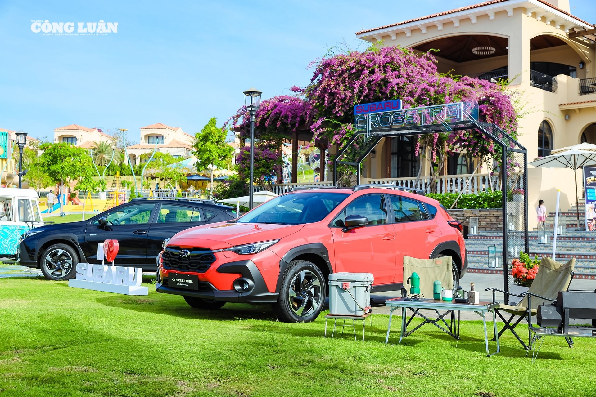 Mẫu xe hybrid Subaru Crosstrek e-Boxer 2.0L hybrid tại thị trường Việt Nam.