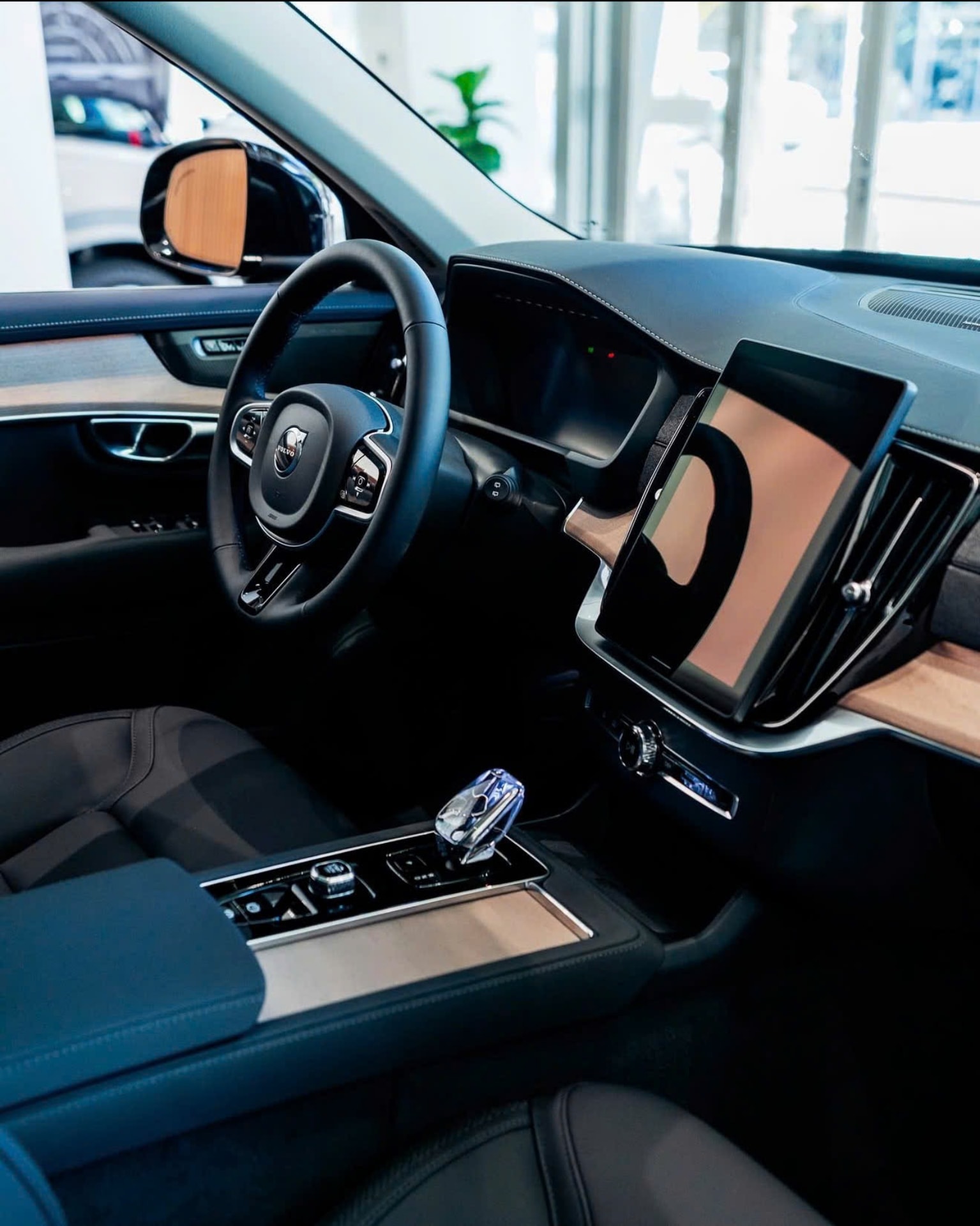 Nội thất XC90 Ultra B5 được nâng cấp mạnh mẽ - Ảnh: Volvo